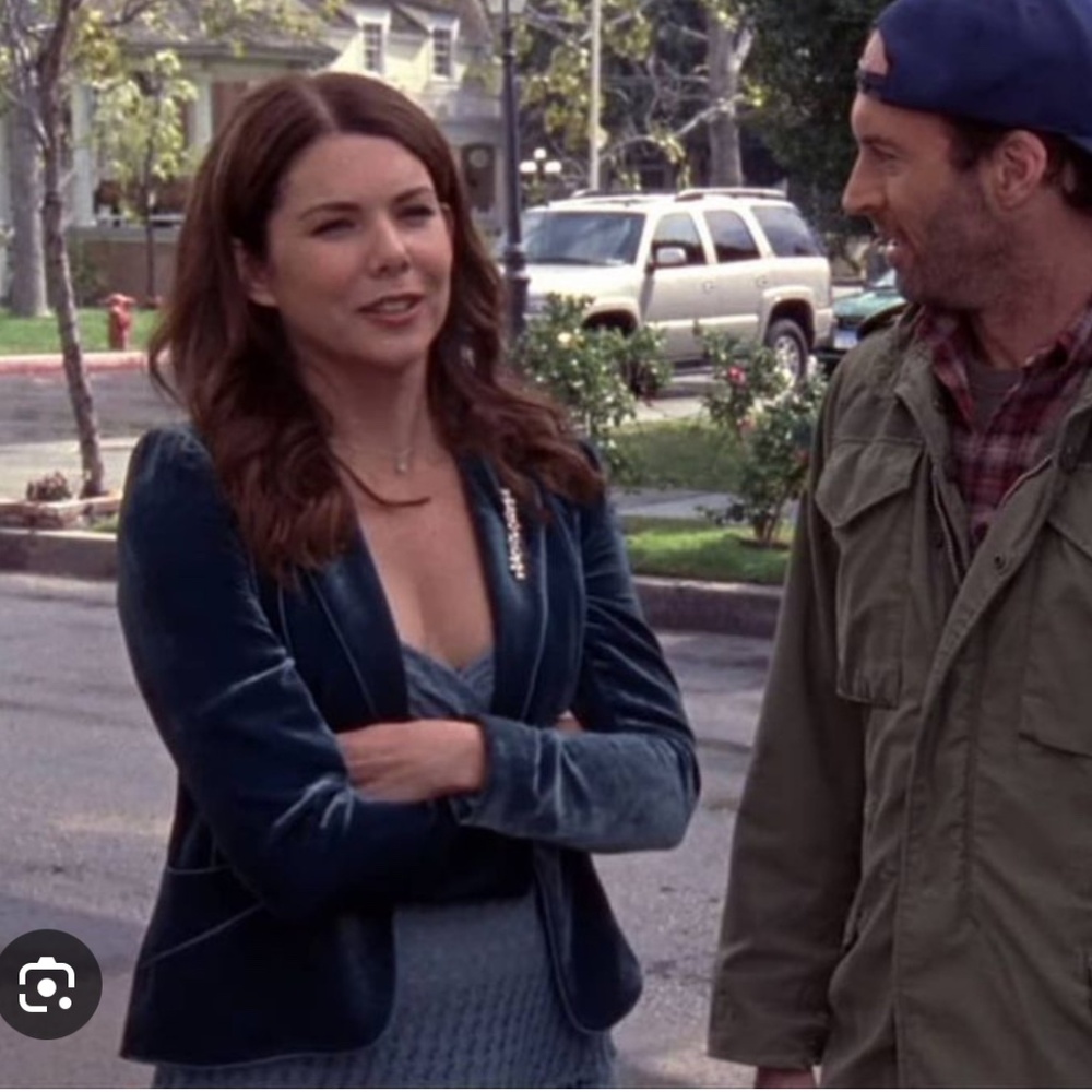 Alt. Color ASO Lorelei Gilmore Catherine Malandrino wool top, M purple